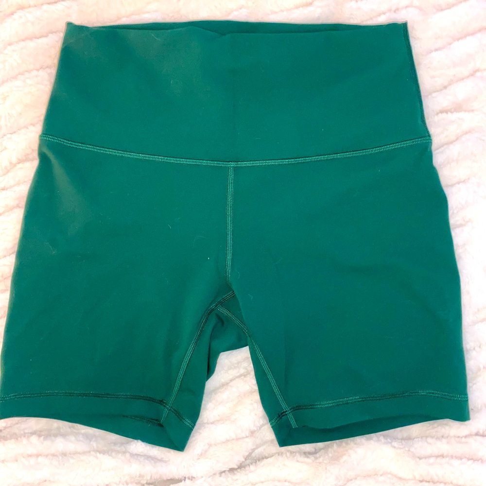 Lululemon wunder train high rise short “6”